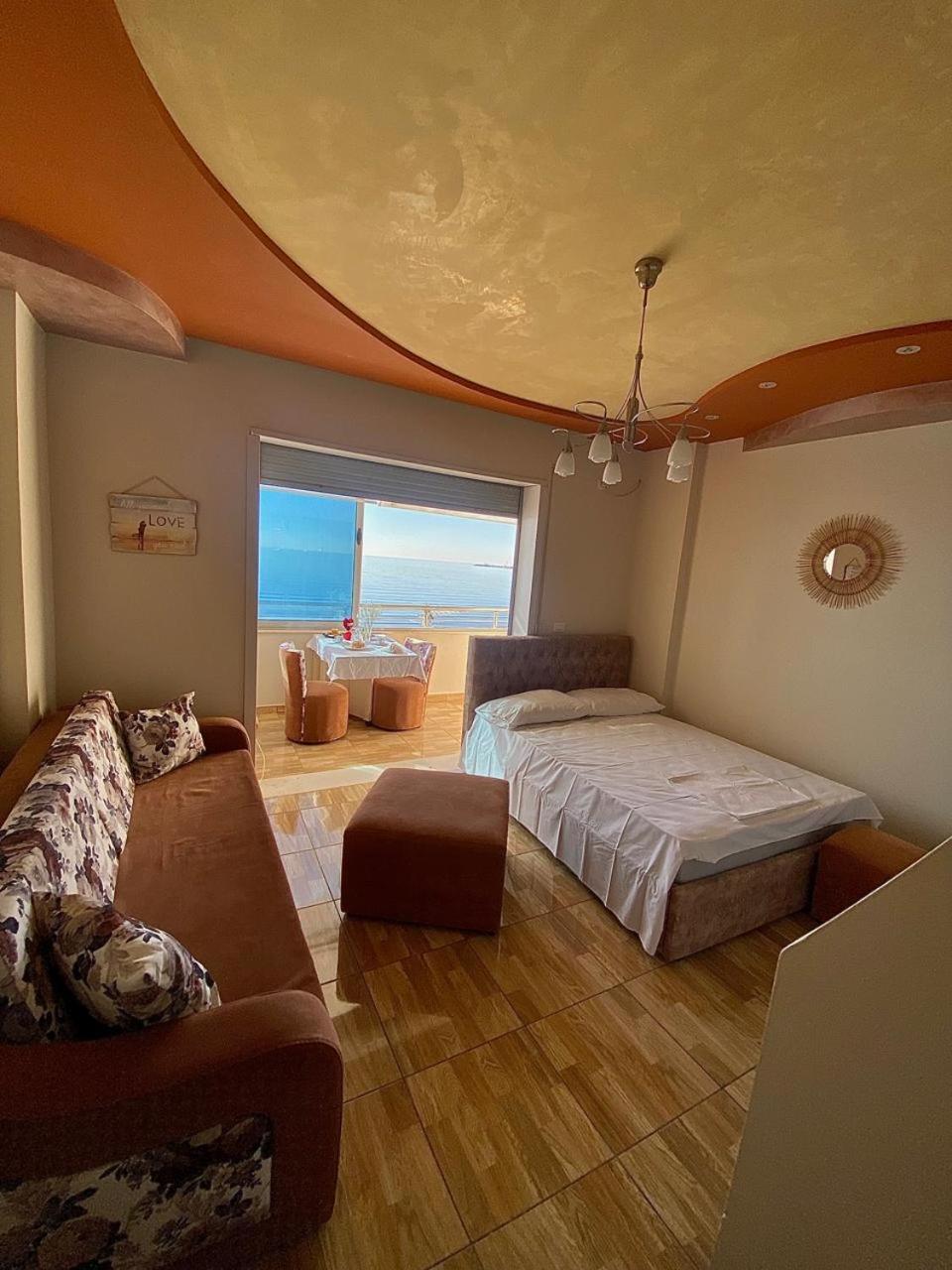 Cozy Beachfront Room Durrës Exteriér fotografie
